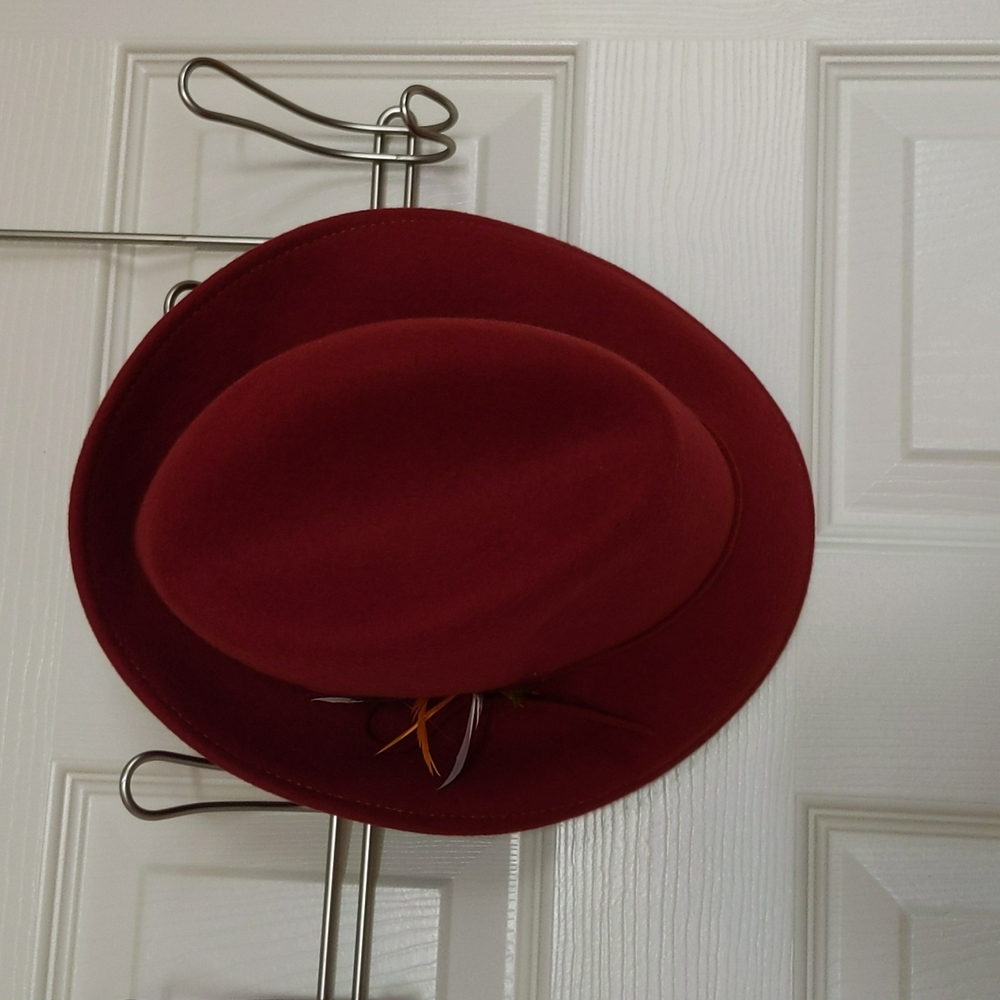 Astre women's hat